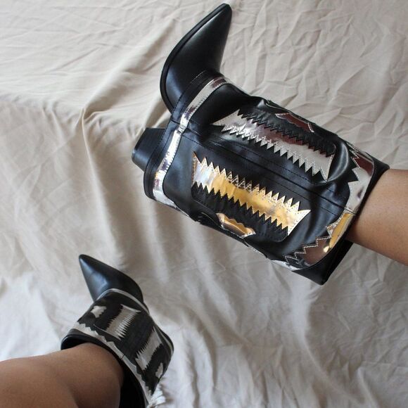 🆕️The Tabitha// Black western style boot - Picture 2 of 5